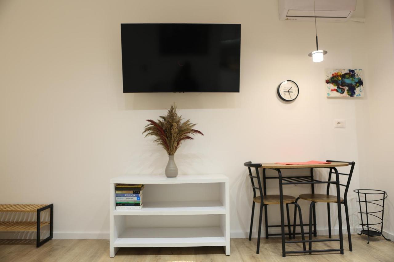 Blloku Studio Apartament Тирана Екстер'єр фото