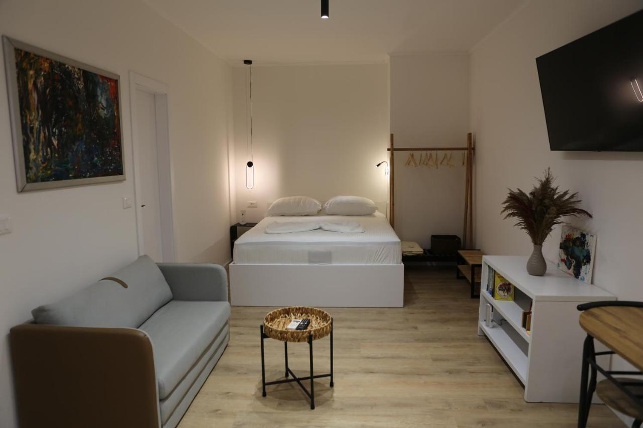 Blloku Studio Apartament Тирана Екстер'єр фото