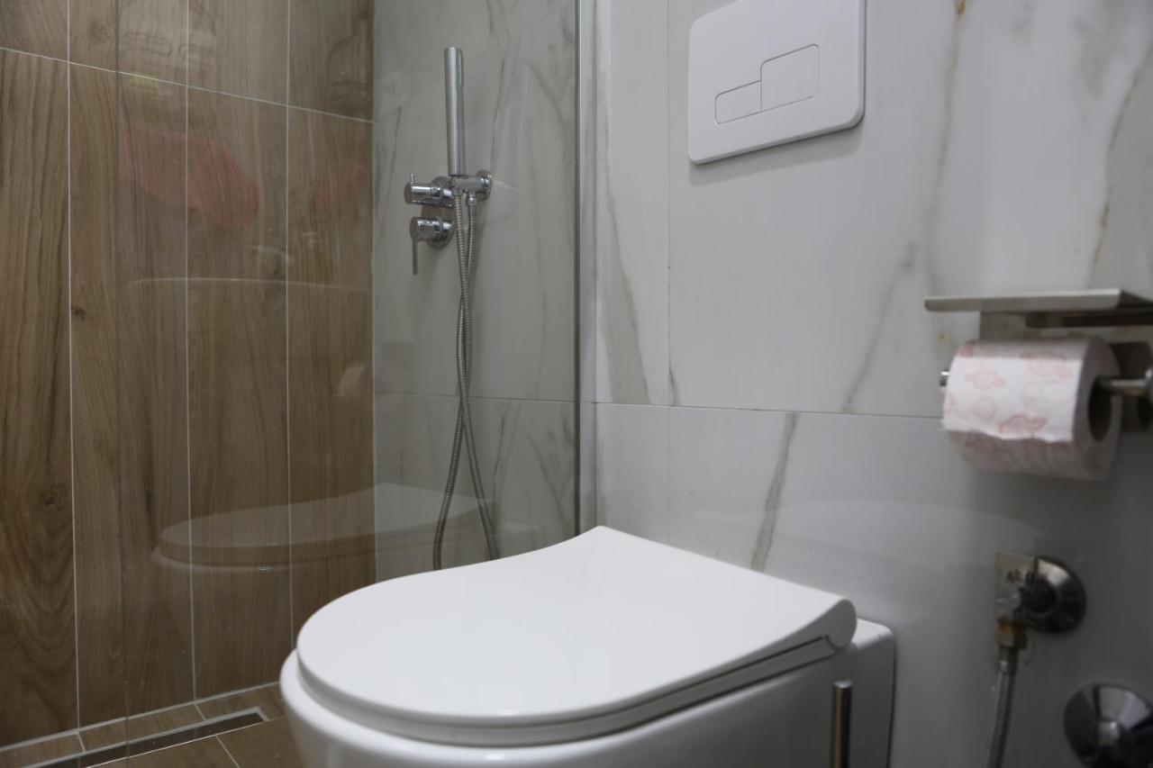 Blloku Studio Apartament Тирана Екстер'єр фото