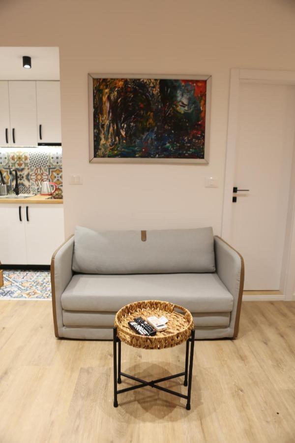 Blloku Studio Apartament Тирана Екстер'єр фото