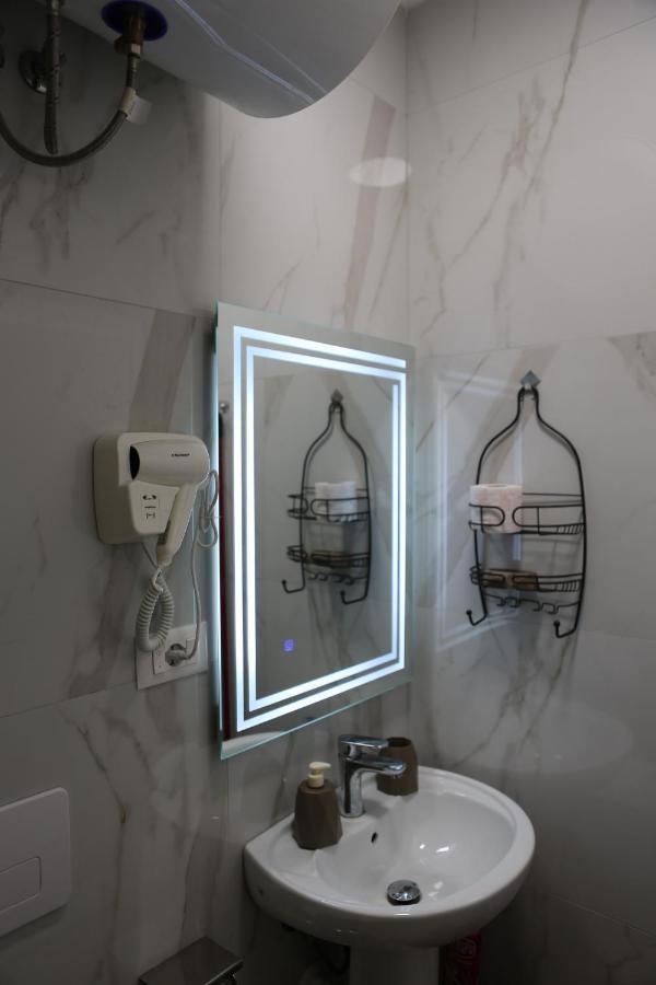 Blloku Studio Apartament Тирана Екстер'єр фото